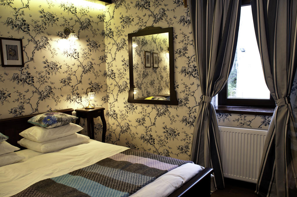 Arina Apartments Braşov Quarto foto